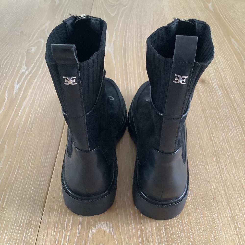 New Sam Edelman LEONE BLACK LEATHER LUG SOLE CHELSEA BOOTS - Picture 2 of 7